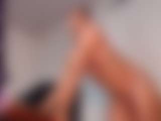 VeroSuit's Live Sex Cam Show
