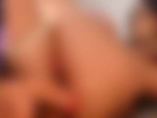 VeroSuit's Live Sex Cam Show
