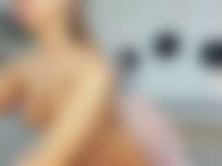 yamjoy18's Live Sex Cam Show