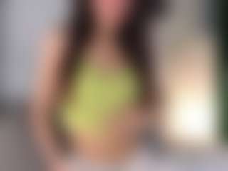 Live cam show with Aisha - College on Camsoda