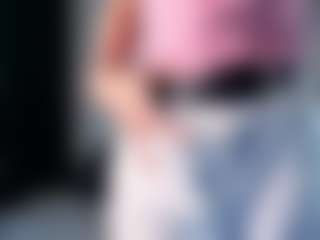 Aisha's Live Sex Cam Show
