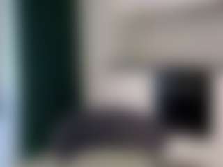 Live cam show with Aisha - Average on hotwifechat.live