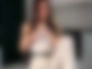 Live cam show with Aisha - Bikini on madthumbs