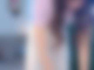 Live cam show with Aisha - Athletic Public on live.xbliss.ai