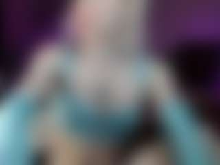 Live cam show with EVIAN-LUI - Cuckold on SmokeAndPoke