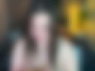 Live cam show with Nelie-Evans - Ass Bouncing on Camming Site