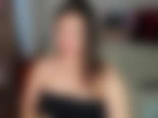 Live cam show with Nelie-Evans - Normal on Streamer API