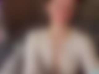 Live cam show with Ricki-Bloom - Shaved on Camsoda Late Night