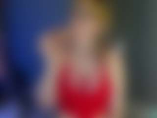 Live cam show with Ricki-Bloom - Camel Toe on Strip Flash - Live Sex Shows