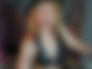 Live cam show with Ricki-Bloom - Ass Bouncing on eurowanks.com