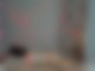 Live cam show with Ricki-Bloom - Ass Bouncing on PervPlay.com