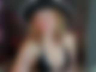 Live cam show with Ricki-Bloom - Cowgirl on camtv