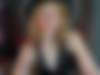 Live cam show with Ricki-Bloom - Facial Piercings on thefappeningchat.com