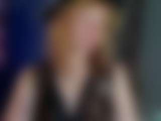 Live cam show with Ricki-Bloom - Camel Toe on xDating