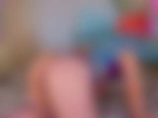 Ricki-Bloom's Live Sex Cam Show