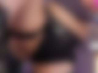 Ricki-Bloom's Live Sex Cam Show