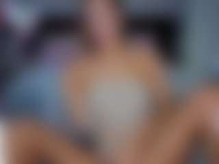 Amelia's Live Sex Cam Show