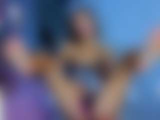 Live cam show with Amelia - Public Mature on CSO-WL