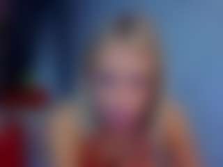 Live cam show with Amelia - Mature on Stripli.com
