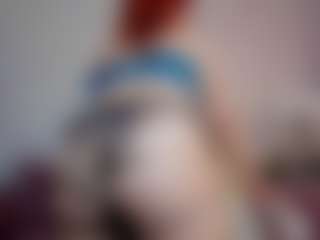 Live cam show with Lisa - Thong on Camsoda