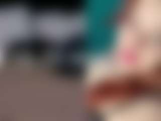 Live cam show with Lisa - Body Massage on Dolls Live