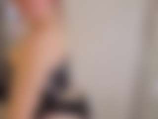 Live cam show with Lisa - Brown Hair Teen (18+) on Soda Cam