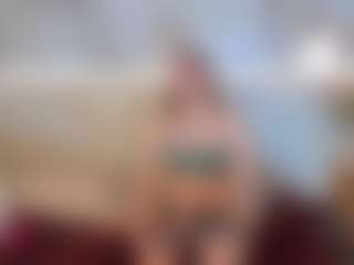 Live cam show with Sienna-Bellucci - Oil on Chatstar