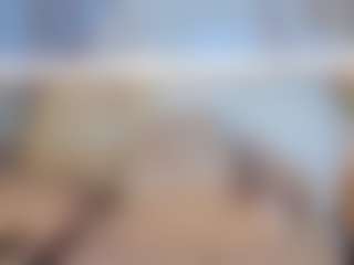 Live cam show with Sienna-Bellucci - Twerk on Camsoda