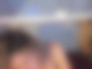 Live cam show with Sienna-Bellucci - Facial on madthumbs