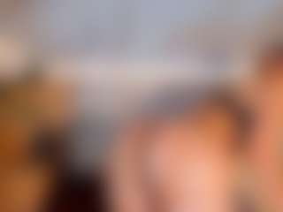 Live cam show with Sienna-Bellucci - Bikini on Camsoda