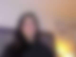 Live cam show with Violet Nova - Deepthroat on livesuperchat.net