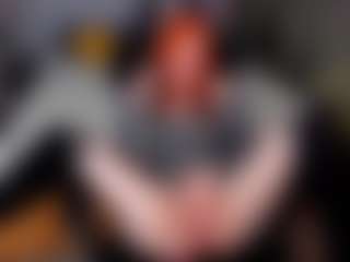 Emili-Hols's Live Sex Cam Show