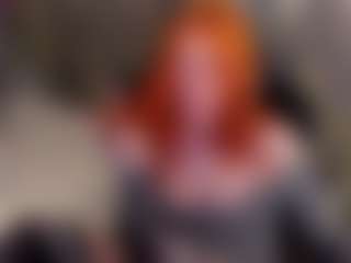 Live cam show with Emili-Hols - Gray Eyes on mypornchat.com