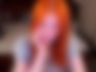 Live cam show with Emili-Hols - Smoking on Camsoda