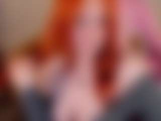 Emili-Hols's Live Sex Cam Show