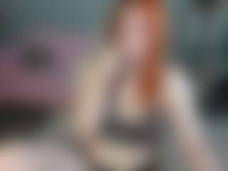 Live cam show with Emili-Hols - Body Massage on Soda Cam