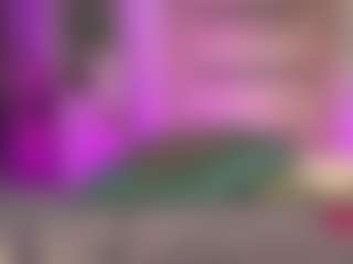 Live cam show with EveDarkSide - Green Eyes on Mixed Magazine Live