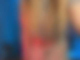 Live cam show with EveDarkSide - Green Eyes on Camming Site