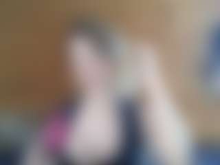 Live cam show with SilvaDevil - Raven Hair on Fapmatic.com