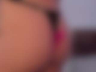 Show in cam erotica live di SophieLany