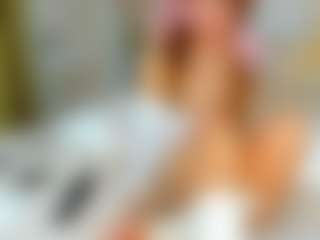 Live cam show with Lilith - Twerking on realtime-chat