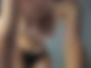 CorrinneHillestad's Live Sex Cam Show