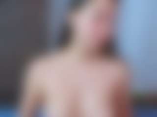 Live cam show with CorrinneHillestad - Blonde Hair HD on livesuperchat.net