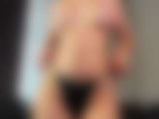 CorrinneHillestad's Live Sex Cam Show