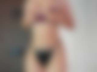CorrinneHillestad's Live Sex Cam Show