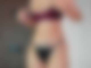 CorrinneHillestad's Live Sex Cam Show