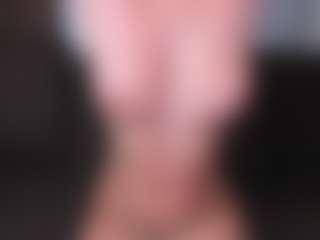 CorrinneHillestad's Live Sex Cam Show