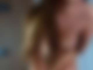CorrinneHillestad's Live Sex Cam Show