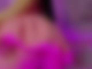 Live cam show with katnissa-28 - Athletic on TeamSkeetLive