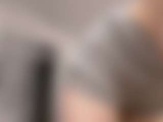 Live cam show with LorindaEhr - Gamer Blonde Hair on AdultVida.com